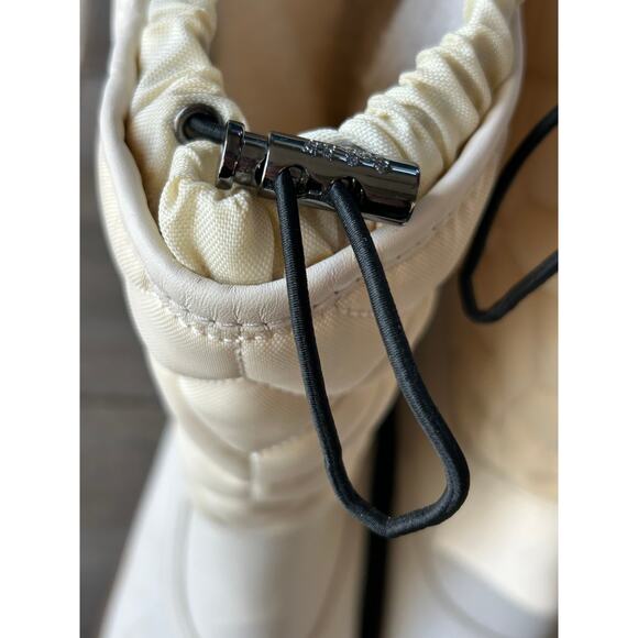 Coach Winter White Sparrow Quilted Waterproof Winter Snow Boots Womens 9.5 - Picture 8 of 14